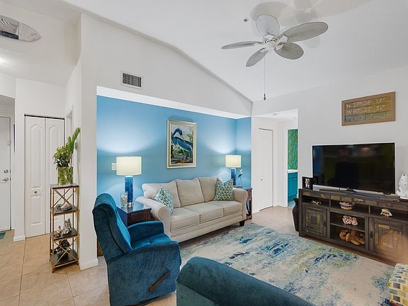3rd image of 5080 Fairways Cir APT G307