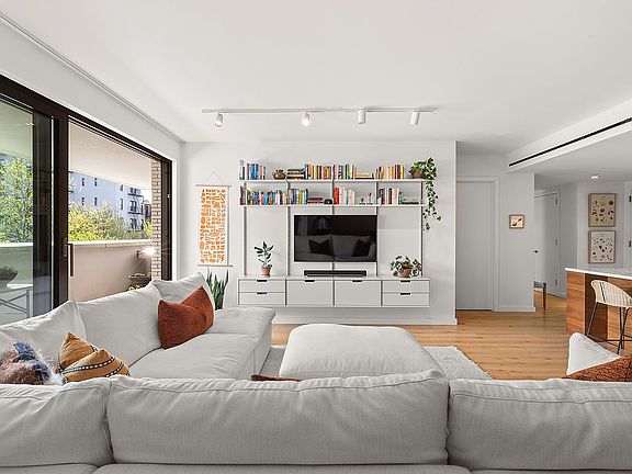 3rd image of 280 Saint Marks Ave #3H