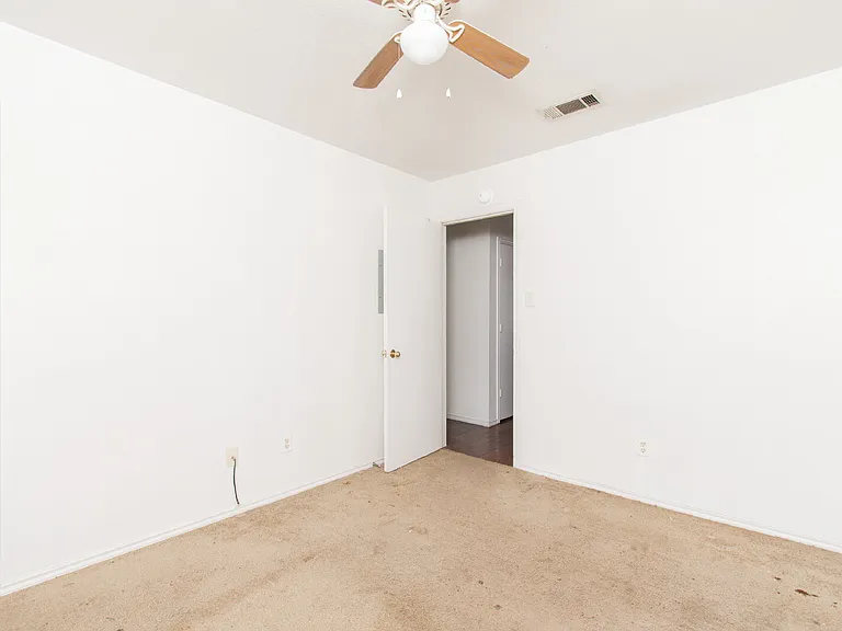 1114 Horizon Dr #C — Photo 8
