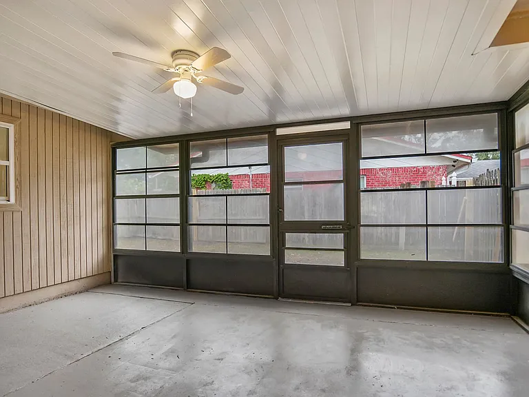 7804 Jolliet Dr — Photo 10