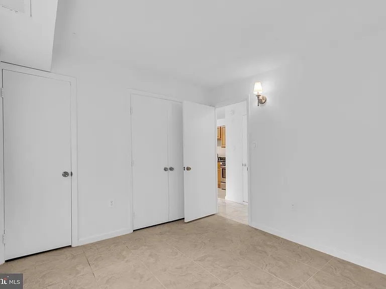 12413 Braxfield Ct #3 — Photo 5