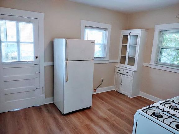 4th image of 659 N Barbee Way APT 2