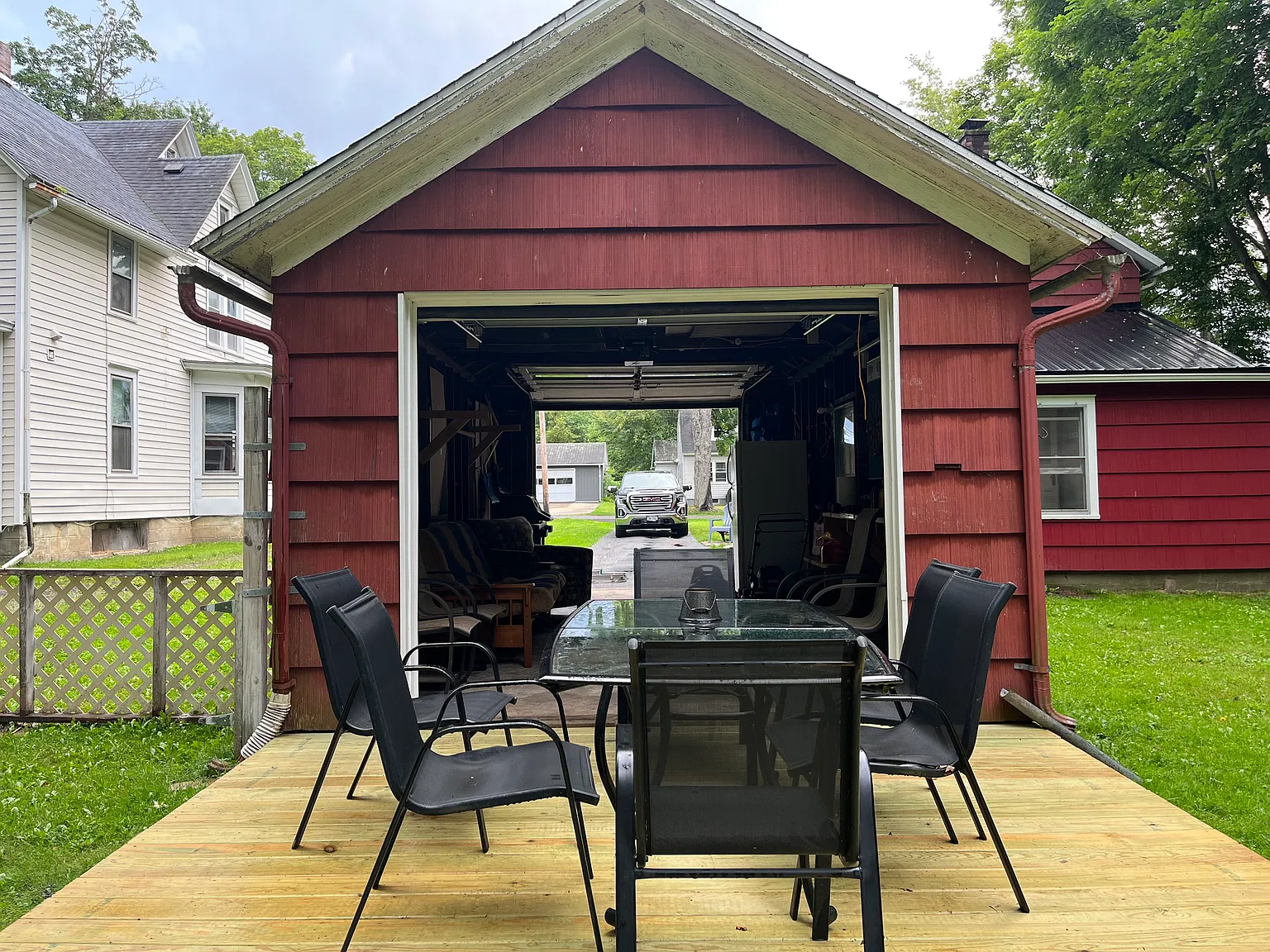 4 bed, 1.5 bath, 1524 sqft, $2,000 — Photo 4