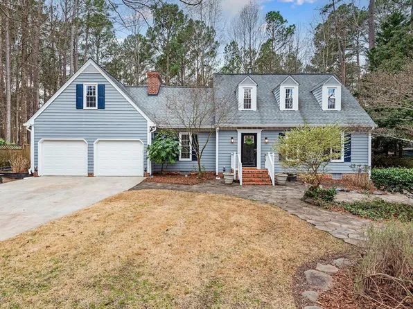 9624 Kingsford Dr, Cary, NC 27518