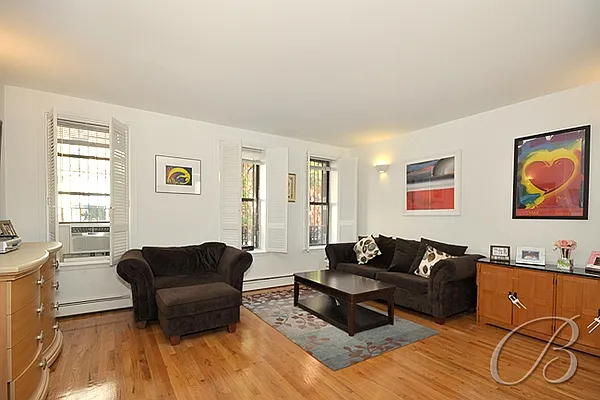 Sold by Bellmarc Realty | media 17