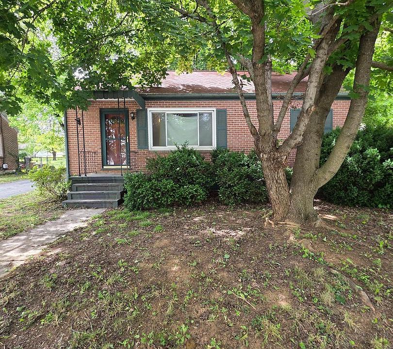 1st image of 320 Hedrick Ave