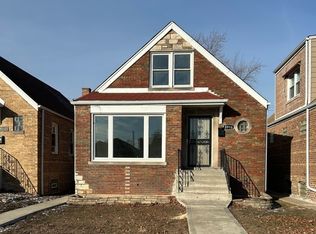 8916 S Merrill Ave, Chicago, IL 60617
