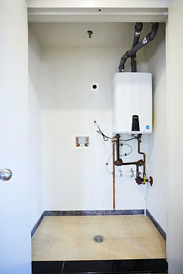 Rented by Lodger Corp | media 12