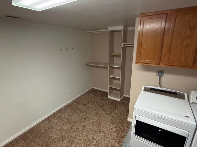 480 College Ave — Photo 14