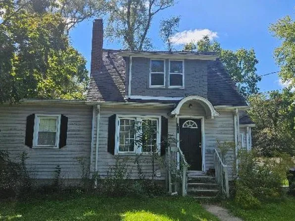 611 W Miller Rd, Lansing, MI 48911