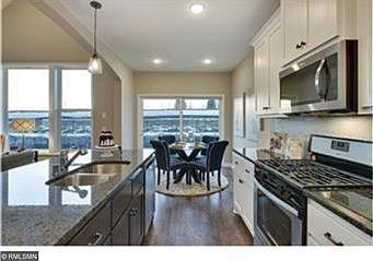 4th image of 4565 Zircon Ln N