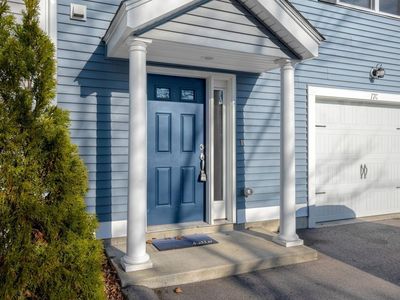 17 Deerwood Drive Unit C, Nashua, NH, 03063