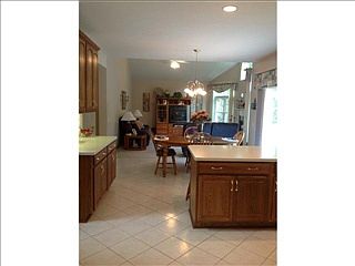 3rd image of 31 W Ham Cir