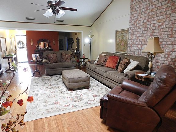 3rd image of 2613 San Carlos Ter