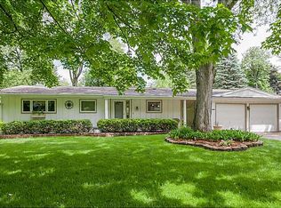 334 Red Fox Rd SE, Cedar Rapids, IA 52403