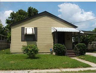 5th image of 2414 Laplace St