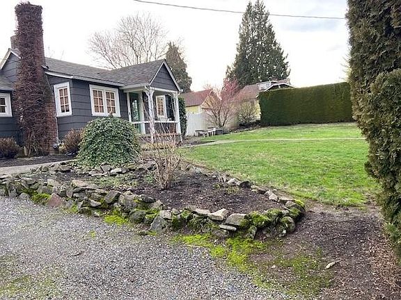 3rd image of 4200 SE Harvey St