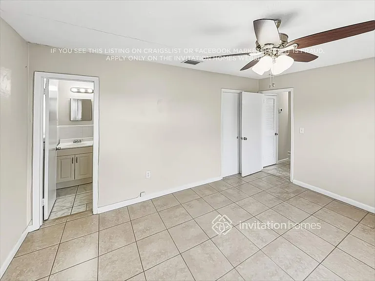 1270 NW 196th St — Photo 11