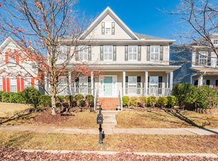 210 Frances Green Ln, Cary, NC 27519