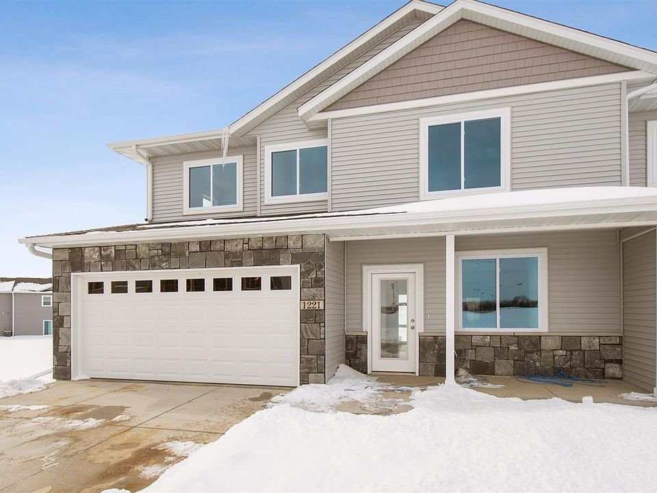 1st image of 1241 Ronald Way