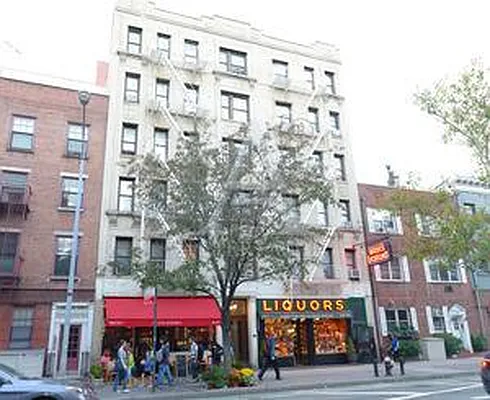 Rented by Peter Ashe | media 25