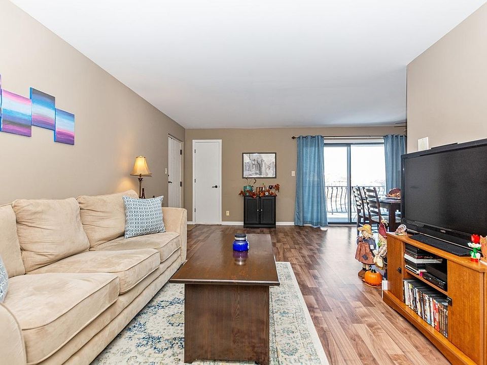 1st image of 7919 Paxton Ave APT 3B