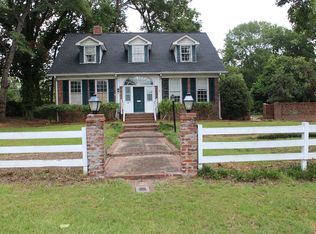 170 Chesnut St, Camden, SC 29020