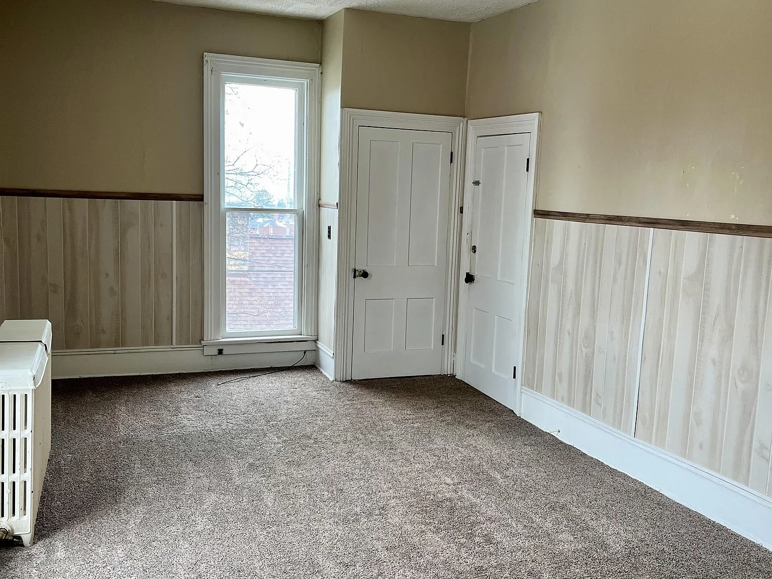 445 East Jackson Street - A — Photo 3