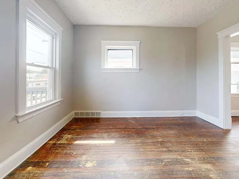 4601 Memphis Ave — Photo 8