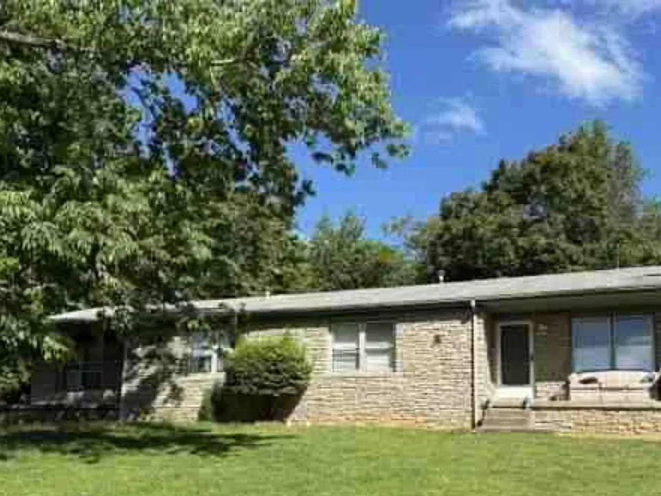 133 Betty Hope Ln #A