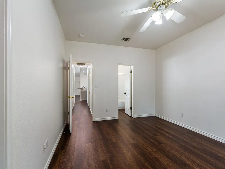 8708 Weiser Dr #B — Photo 15