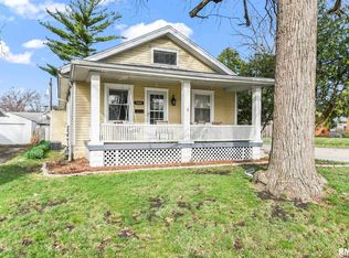 2001 Holmes Ave, Springfield, IL 62704