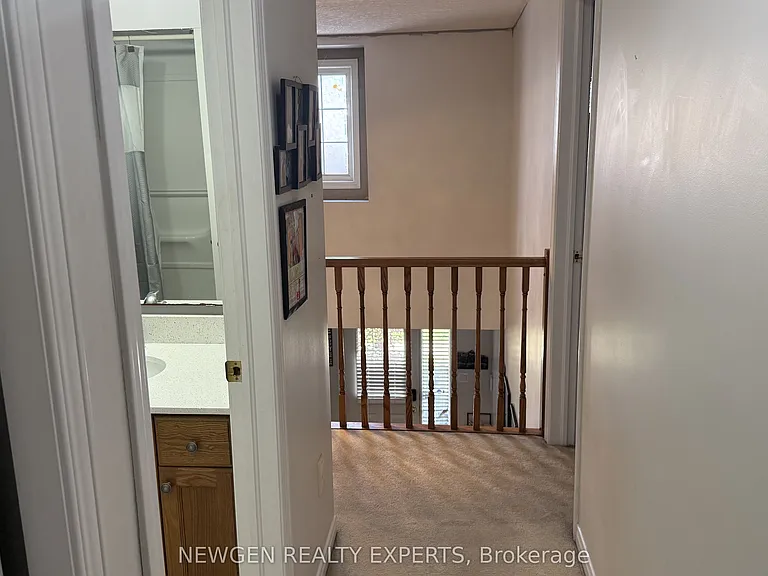 11 Berry Moss St — Photo 21