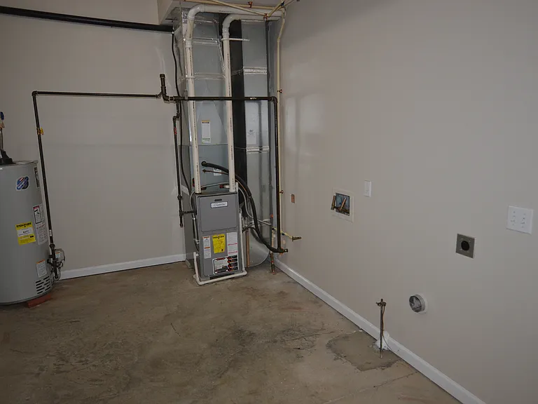 308 Swartz Rd — Photo 21
