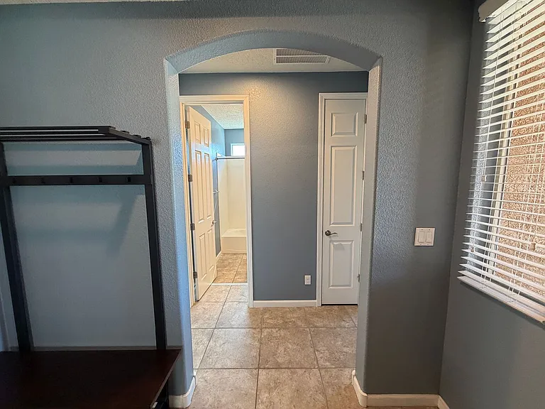 2861 Walsh Loop SE — Photo 5