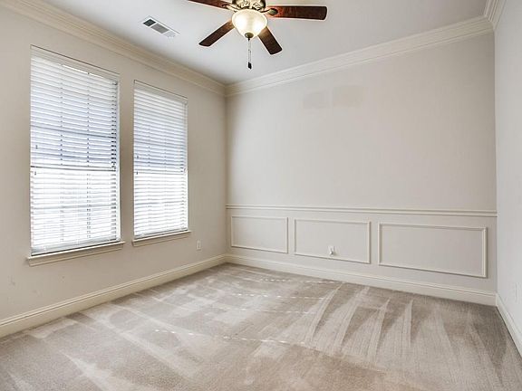 4th image of 2632 Coral Cove Dr