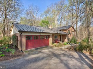 3412 Hickory Hills Dr, Oakton, VA 22124