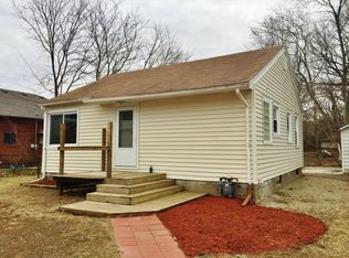 290 W Delaware Ave, Benton Harbor, MI 49022