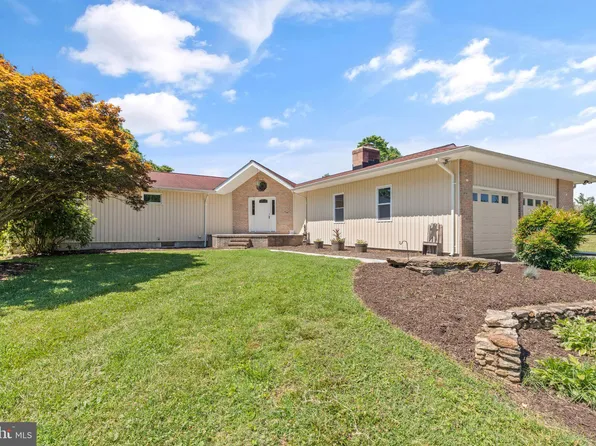 2118 Baldwin Mill Rd, Fallston, MD 21047