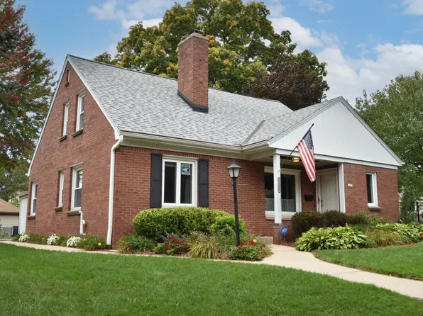 3425 South 37th STREET, Milwaukee, WI 53215