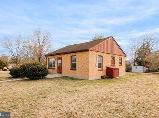 1424 Wayne St, Reading, PA 19601