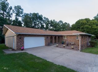 2508 Sunrise Ln, Burlington, IA 52601