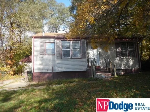 3926 Curtis Ave, Omaha, NE 68111