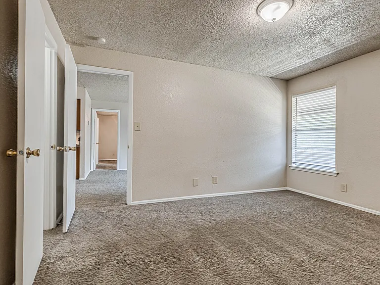 Riverchase Apartments — Photo 62