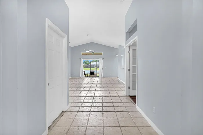 2340 Commodores Club Blvd — Photo 7