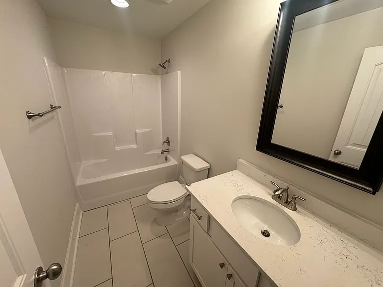 652 Charleston Mills Dr — Photo 16