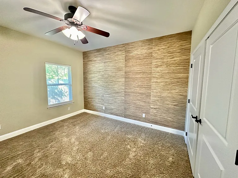209 Coral Dr — Photo 11
