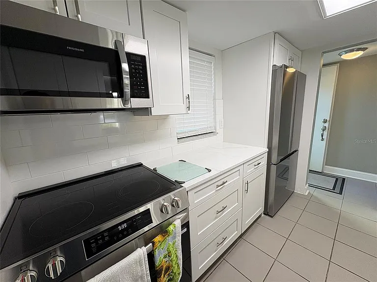 464 N Paula Dr #109 — Photo 5