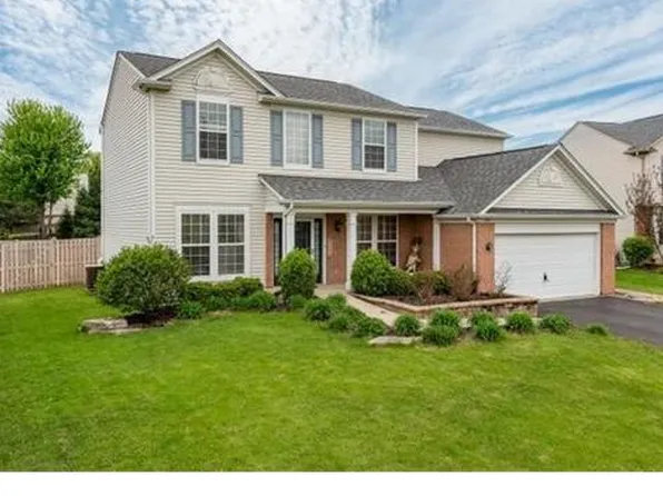 129 Ginkgo St, Bolingbrook, IL 60490
