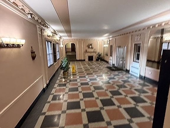 2nd image of 1900 Quentin Rd APT F5